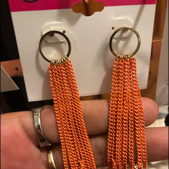 🧡Candies🍭Summer Hot Orange 🍊 Dangling Earrings! - Picture 5 of 6